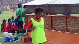 Rudi “Bogel” Setiawan, mencetak gol penyelamat saat PSIR dijamu Aceh United, Rabu malam (09/05).