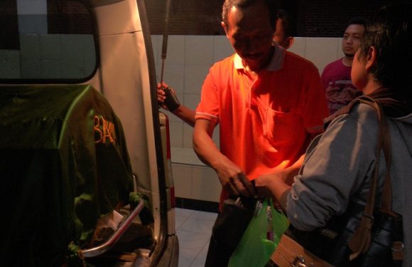 Tahanan Tewas : Koma Seminggu, Ada Kejadian Memilukan Ketika Sang Ibu Bisikkan Kalimat Ini