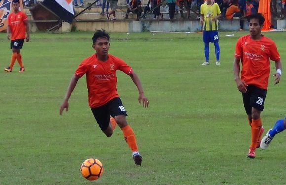 Imbang Lawan Persegres, Uston Soroti Sejumlah Kelemahan