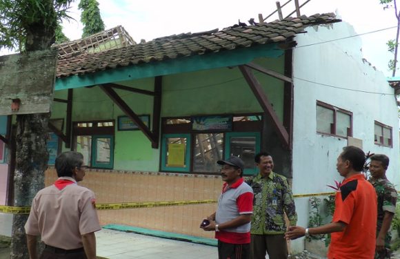 SD Ambruk Dituntaskan, Tahun Ini Targetkan Ratusan Rehab Sedang & Berat