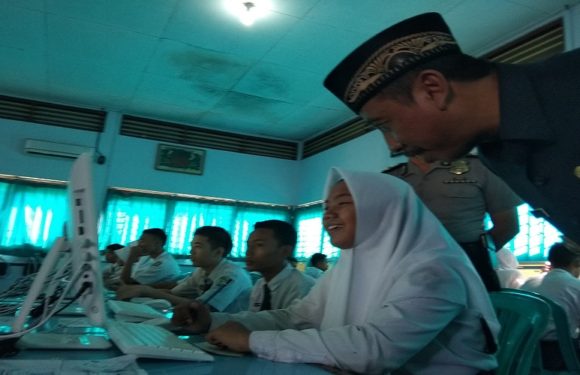 Jenjang SMP Sudah 100 % UNBK, Tapi Masih Sisakan Kendala