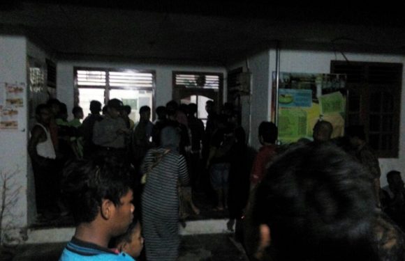 Bekuk Tersangka Pencuri, Balai Desa Dikepung Massa