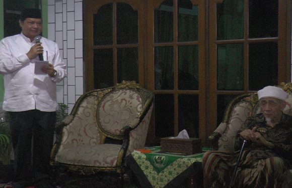 Sowan Mbah Moen : Ditanya Soal Cawapres, Begini Komentar Airlangga Hartarto