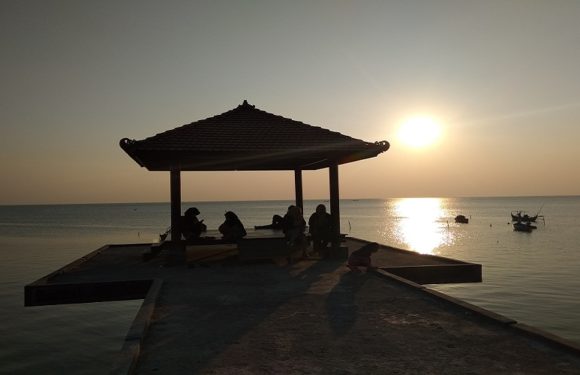 Woww, Ngabuburit Di Tempat Ini Sunsetnya Bikin Baper
