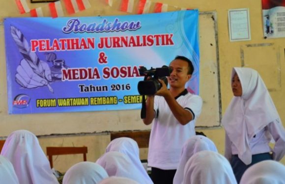 Munculnya Sekolah, Dianggap Mampu Menekan Pernikahan Anak