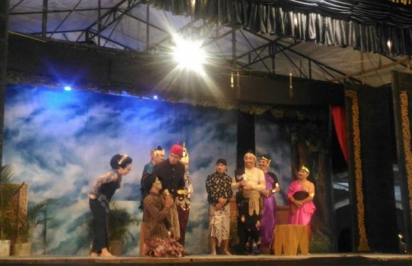 Kades Hingga Bupati, Bikin Pecah Suasana Alun – Alun