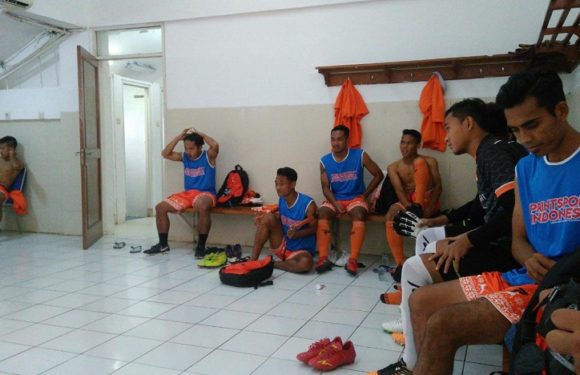 Dijamu Persika Karawang, PSIR Berikan Perlawanan Sengit