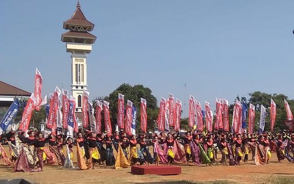 Moncerkan Batik Lasem, Ada Sosok Tangan Dingin Dibalik Tari Mbatik