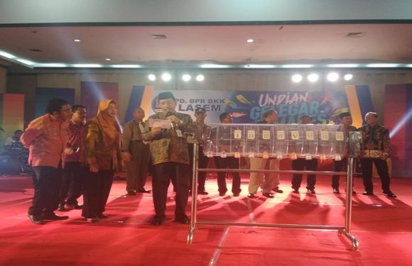 Gelegar Tamades PD. BPR BKK Lasem, Yang Dapat Rezeki Nomplok Mobilio Siapa Ya..?