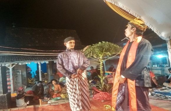 Pergulatan Hidup Menyeng : Antara Emprak, Sampah Dan Kisah Lucu Tembus Ke Jakarta