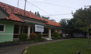 Kantor PT. Rembang Migas Energi, di depan pendopo Museum Kartini.