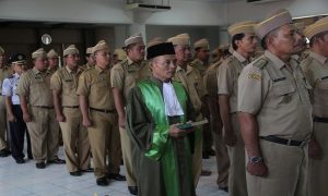 Pelantikan para pejabat di lingkungan Pemkab Rembang, Senin pagi (21/01).