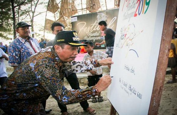 Janji Bupati Untuk Pantai Balongan