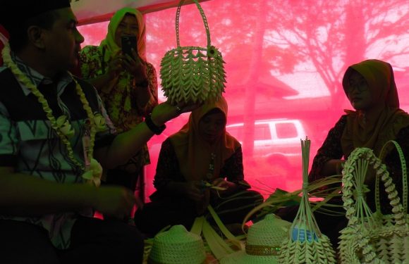 Saat Bupati Nembung Wakil Gubernur, Ternyata Ini Yang Diminta