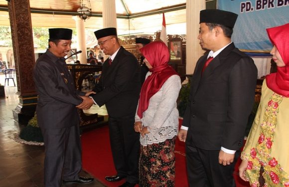 Dirut Baru PD. BPR BKK Lasem Dilantik, Bupati Sampaikan Pesan Khusus