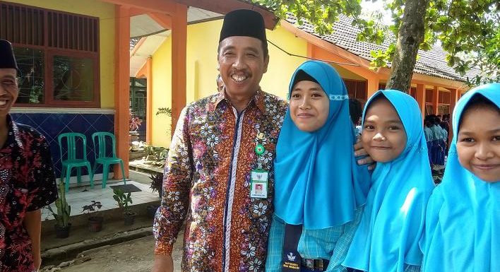 Tiap Ketemu Pelajar, Alasan Ini Membuat Bupati Sering Tanyakan Pancasila & Indonesia Raya