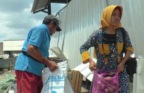 Bupati Tanggapi Tambahan Atap Bangunan & Biaya Pengobatan Korban Pasar Sarang