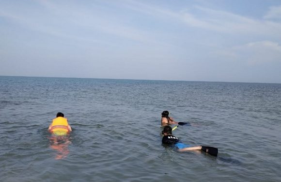 Layak Dicoba, Snorkeling Di Rembang Serasa Karimunjawa