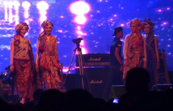 Batik Lasem & 50 Milyar, Untuk Apa ?