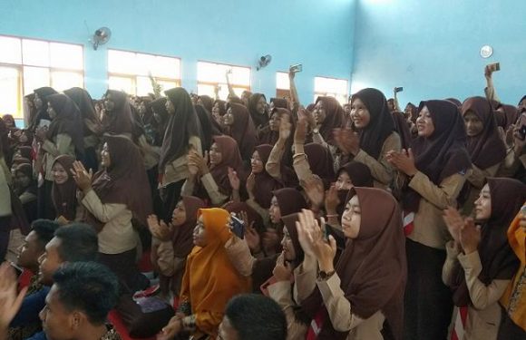 Untuk Masalah Ini, SMA N I Kragan Minta Bantuan Pihak Desa