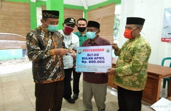 BLT Dari Dana Desa Disalurkan, Bupati Minta Jangan Dipakai Bayar Hutang