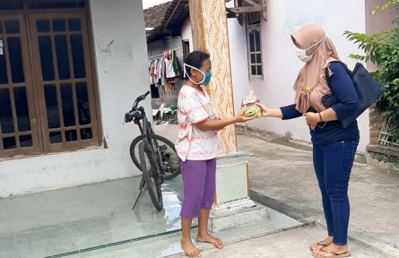 Mantap Nich, Borong Cabai Dari Petani Dan Dibagikan Gratis Kepada Masyarakat