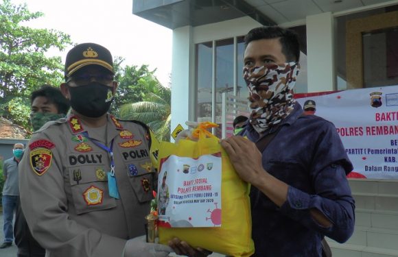 Hari Buruh, Kapolres Datangi Para Pekerja Yang Dirumahkan
