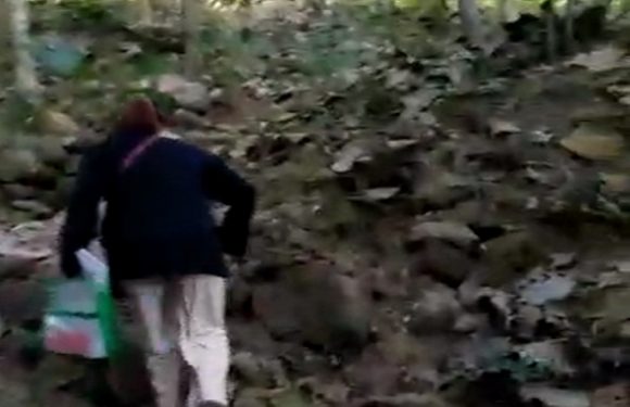 Pilkada Rembang : Naik Turun Bukit Demi Coklit