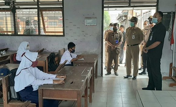 Simulasi Belajar Tatap Muka : Yukk Kita Intip Suasananya, Ada Yang Menarik Soal Pembagian Siswa