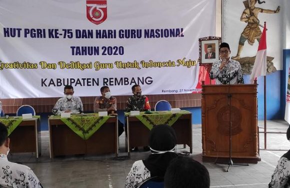 PJS Bupati Hadir Dalam Perayaan Hari Guru Nasional, Singgung Perlindungan GTT
