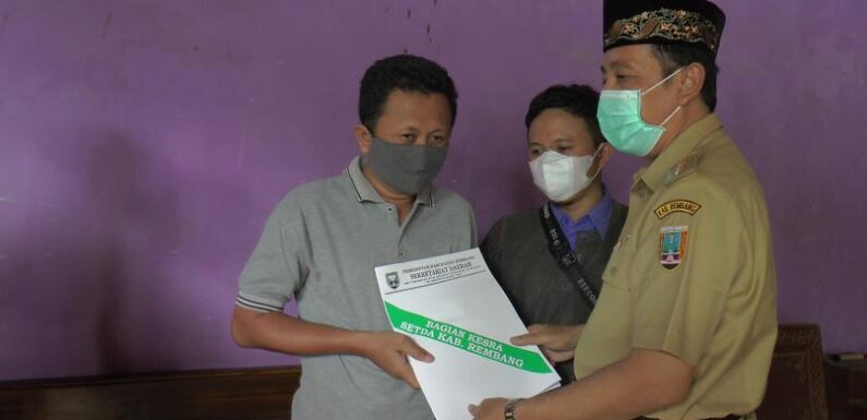 Bupati Rembang Kunjungi Rumah Duka, Anak Korban Sampaikan Harapan