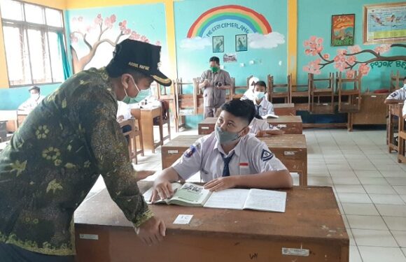 Bupati Tanya Lebih Senang Pembelajaran Daring Atau Tatap Muka, Begini Jawaban Siswa