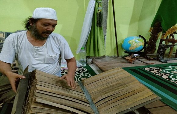 Uniknya Kitab Suci Alqur’an Dari Daun Lontar, Melambungkan Kenangan Zaman Dulu