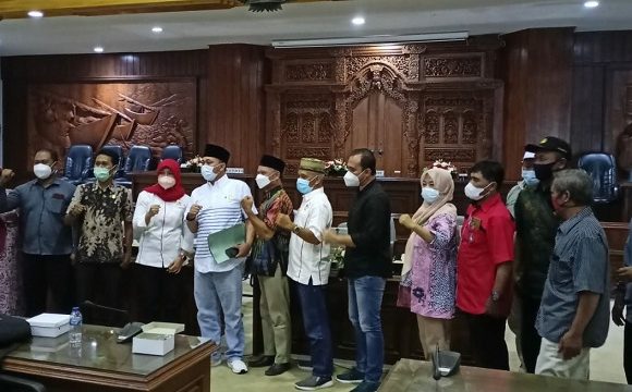 Datangi Gedung DPRD, Begini Curhatan Vivit Sang Ketua Umum KONI “Miris…”