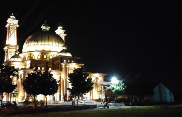Masjid Baiturrohim Ketanggi, Cahaya Megah Dan Terselip Saran Kiai