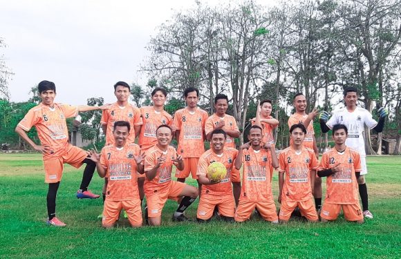 Pakai Jersey Pollos Hotel, PWI n Friends Dijajal Adu Strategi Selopuro Legend