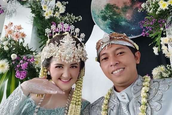 Dapat Isteri Wanita Bule, Begini Syarat Ngurus KK!! Kalau Ingin Pindah Jadi WNI Bagaimana ??