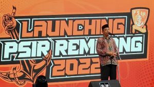Bupati Rembang, Abdul Hafidz saat launching tim PSIR, Rabu malam (21/09).