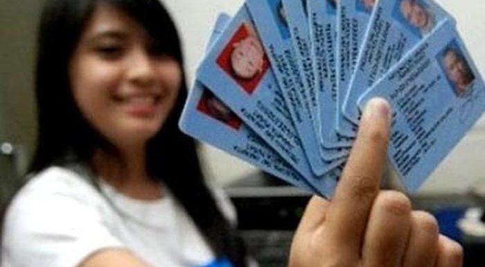 Dua Lokasi Dituju, Demi Blangko KTP Elektronik!! Ribuan Pemohon Sudah Menanti