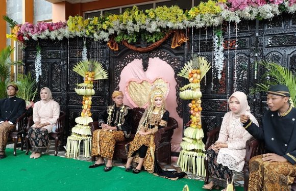 Pantas Saja SMA 3 Rembang Begitu Semarak Hari Ini, Ada Apa Sich ??