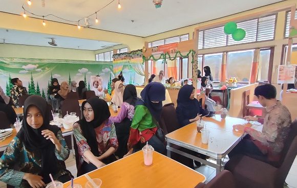 53 Persen Tidak Melanjutkan Kuliah, Sekolah Ini Punya Cara Menarik Bekali Siswa