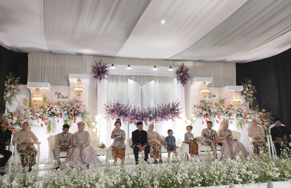 Pernikahan Anak Kembar, Isteri Diingatkan Jangan Sampai Suami Tertukar