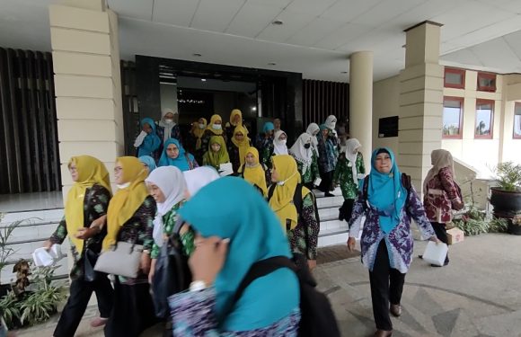 Bantuan Kesra Guru TK/PAUD Terhenti Sejak Agustus Lalu, Bagaimana Komitmen Pemkab Rembang ??