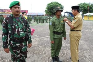 Bupati Rembang, Abdul Hafidz hadir dalam peningkatan kapasitas anggota Linmas di Pantai Pasir Putih Wates Desa Tasikharjo, Kecamatan Kaliori, Senin (21/01).