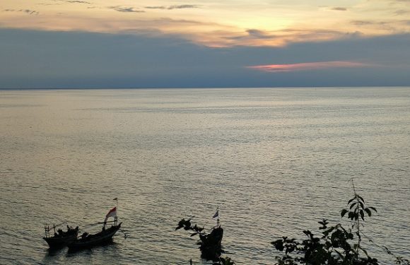 Kades Ketangi : “Isterinya Sedang Mengandung, Pak Jadi Tulang Punggung Keluarga…”