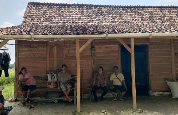 Suami Meninggal Kecelakaan, Rumah Harus Pindah Dihantam Bencana