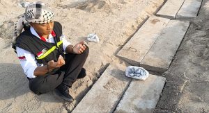 Berziarah ke makam KH Maimoen Zubair, saat musim haji tahun 2023.