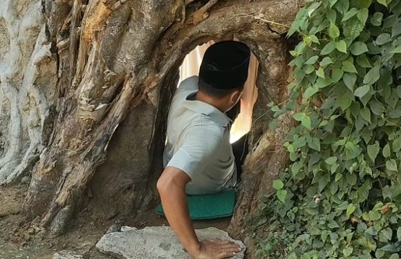 Dari Malaysia Juga Datang Ke Sini, Keunikan Makam Mbah Sholeh Panohan