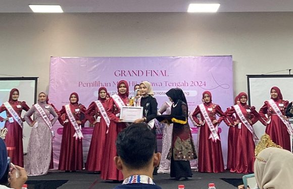 Wanita Dari Desa Leran Kec. Sluke, Terpilih Menjadi Miss Hijab Jateng Terfavorit