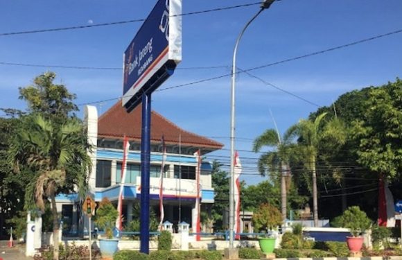 Utang Pemkab Rembang Di Bank Jateng, DPRD Sentil Kok Suku Bunganya 7 % ??